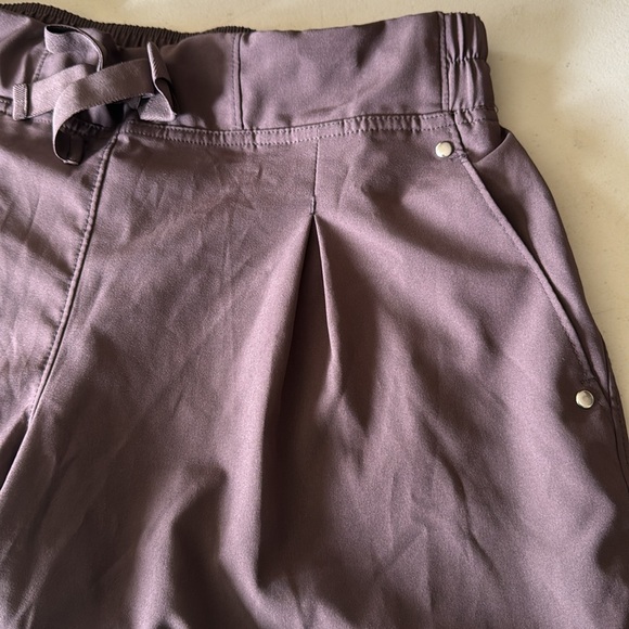 Mondetta rolled athletic shorts - Picture 3 of 6